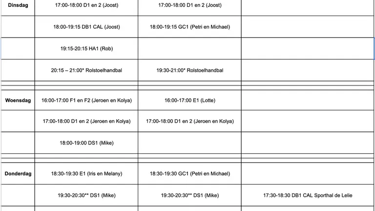 Overzichtstabel met zaaltrainingstijden voor Bloemen Zaal 1, Bloemen Zaal 2 en andere zalen.