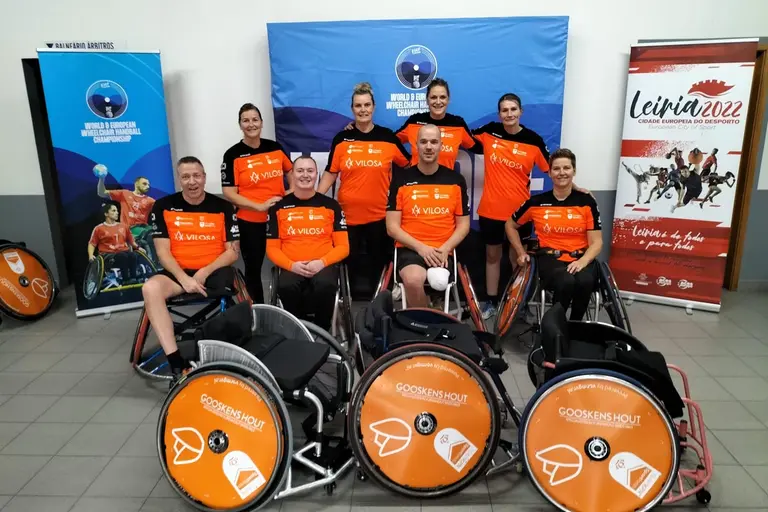 Het Nederlands rolstoelhandbalteam