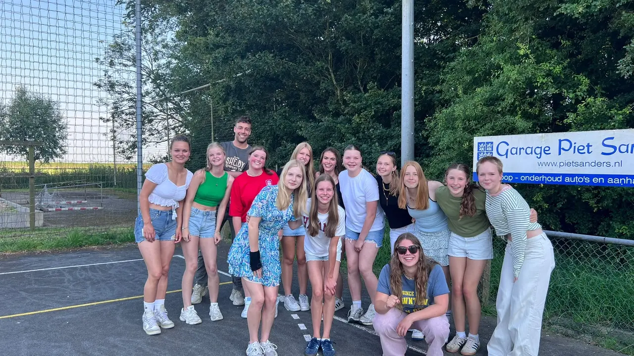 CAL Handbal verlengt samenwerking met hoofdtrainer Diego Jacobs